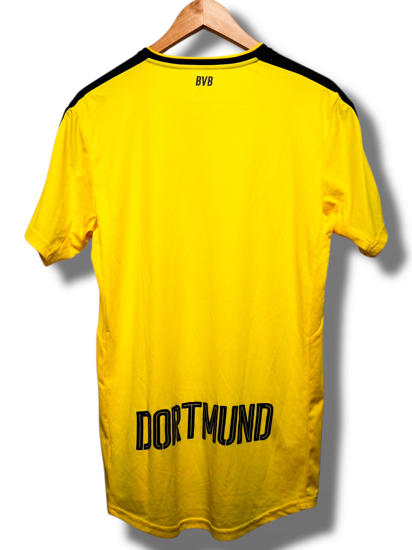 Borussia Dortmund Home Shirt 2016/2017 (S)