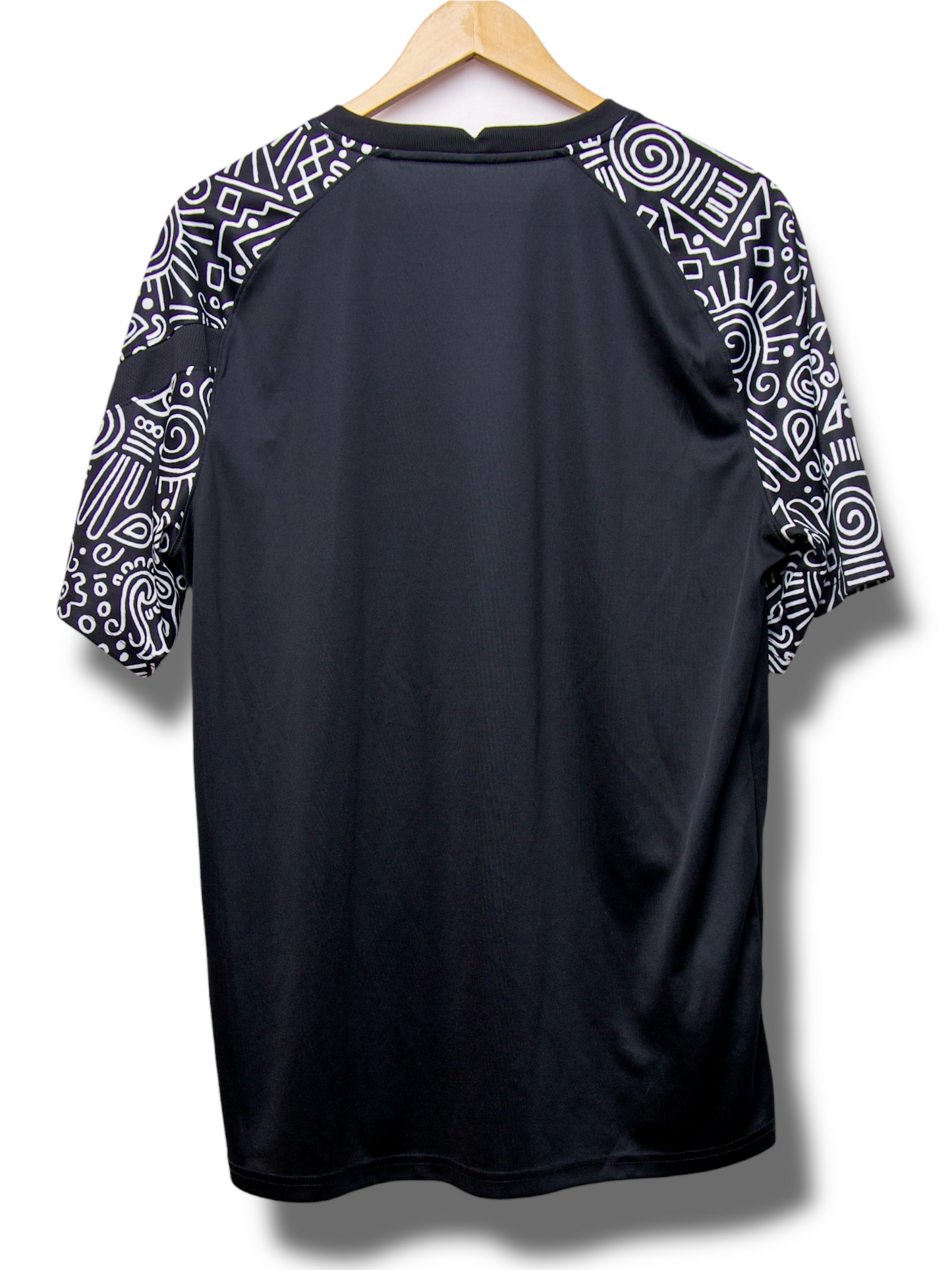 Club América 2020/2021 Training Shirt (XL)