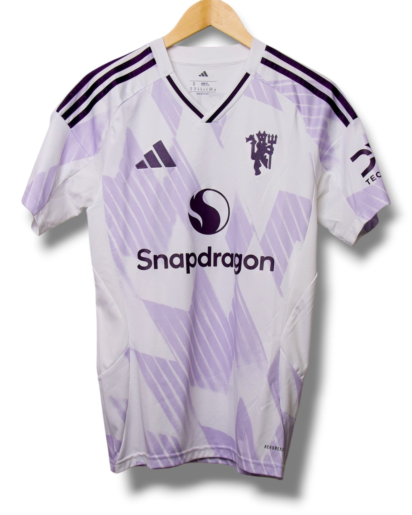 Manchester United 2025/2026 Uit Shirt Mbeumo #19 (S)