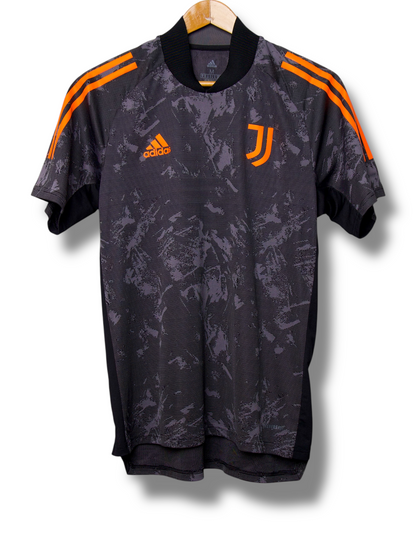 Juventus 2020/2021 Training Shirt (M)