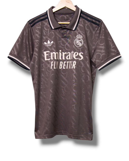 Real Madrid 2024/2025 Derde Shirt (S)