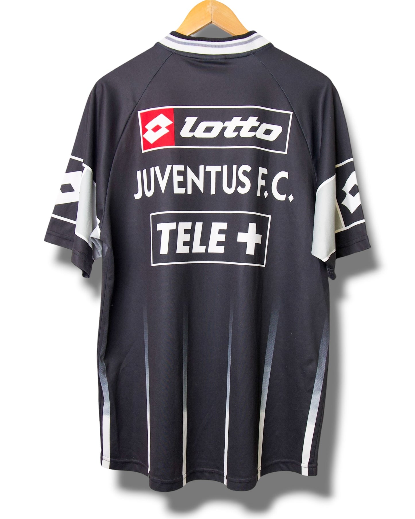 Juventus 2000/2001 Training Shirt (L)
