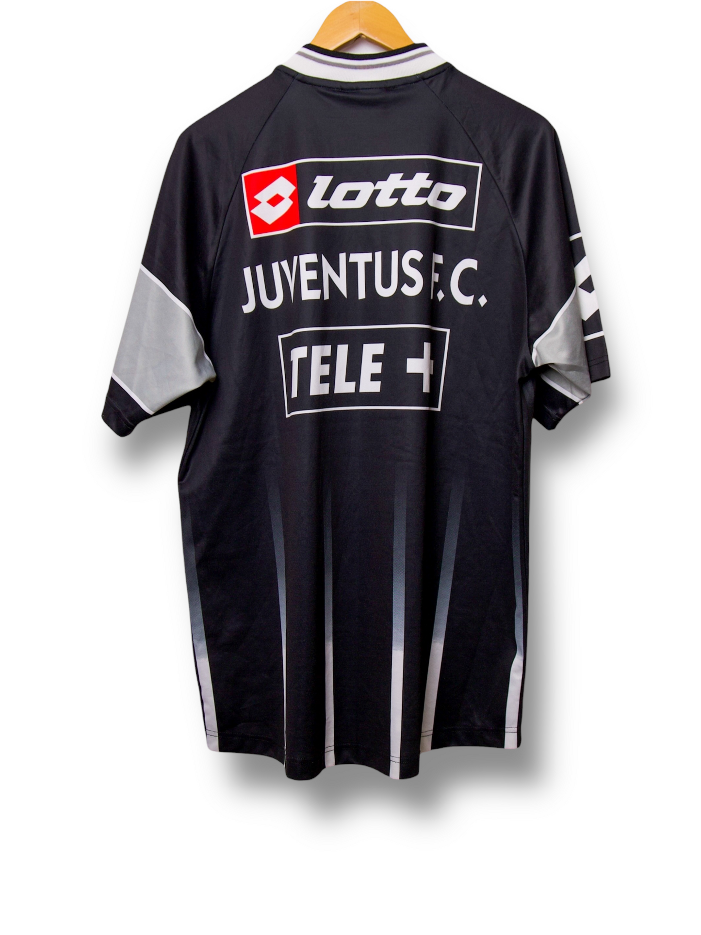 Juventus 2000/2001 Training Shirt (L)