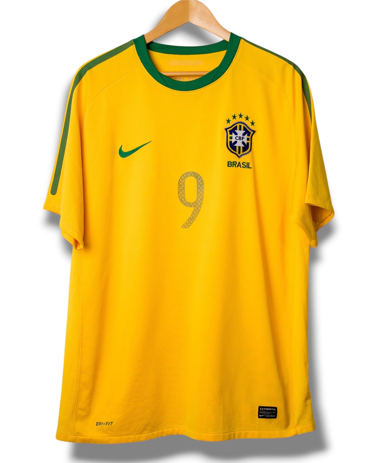 Brazilie 2010 Thuis Shirt L.Fabiano #9 (XL)