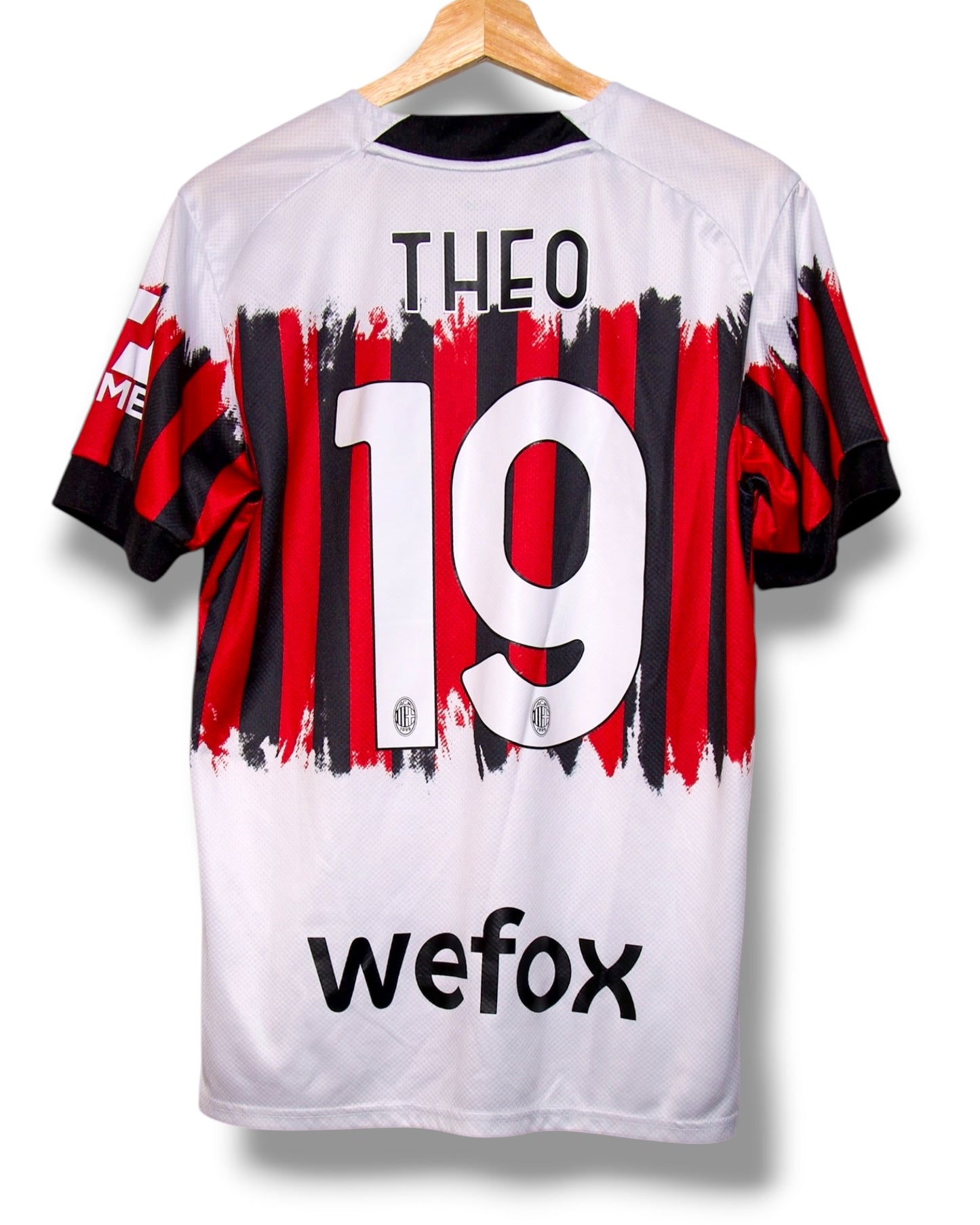 AC Milan 2021/2022 Thuis Shirt Theo #19 (M)