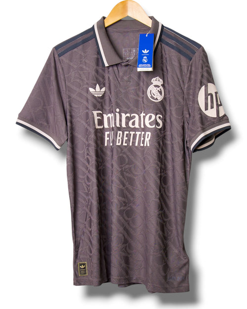 Real Madrid 2024/2025 Derde Shirt (M)