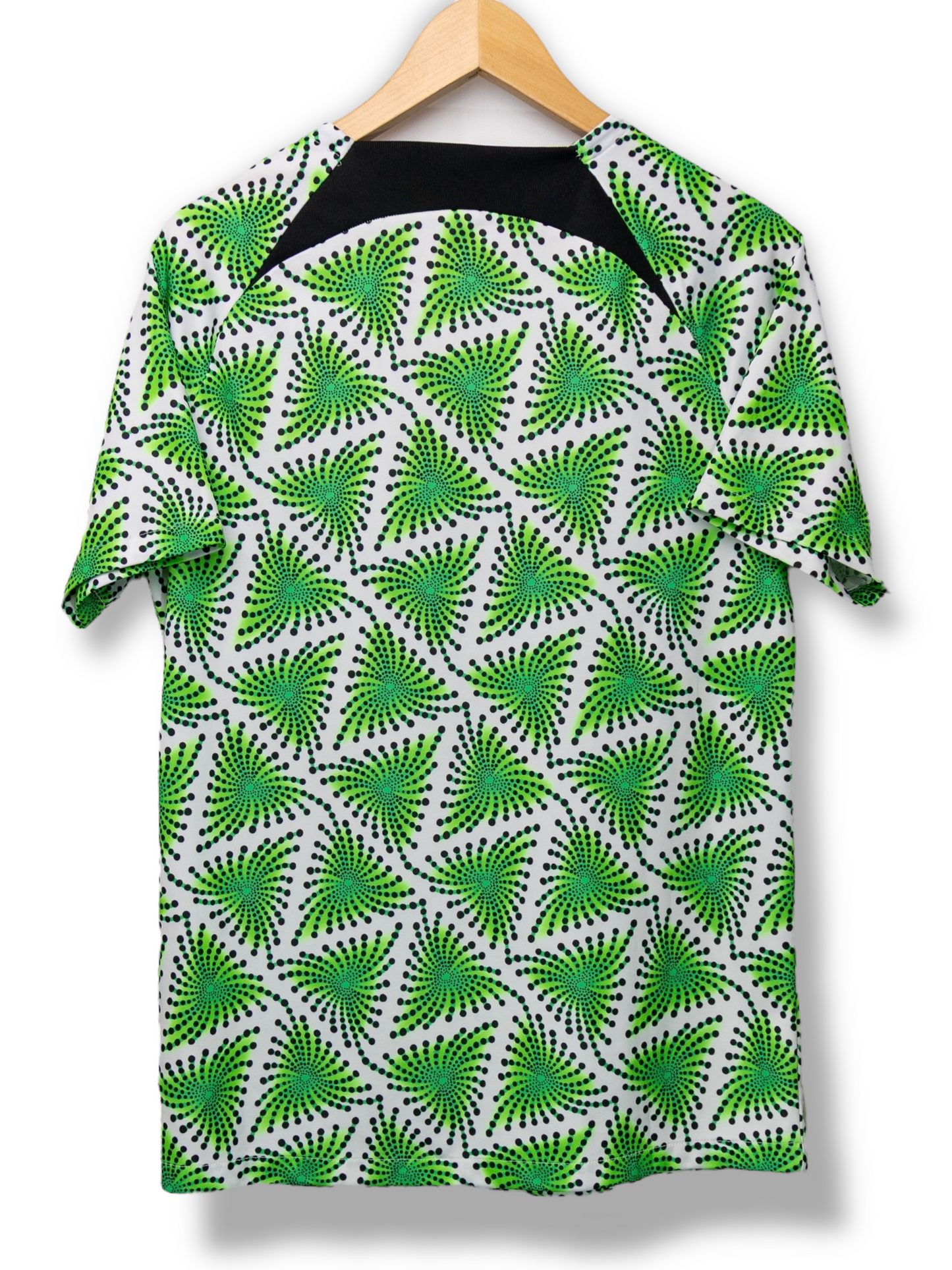 Nigeria 2022 Pre-Match Shirt (M)