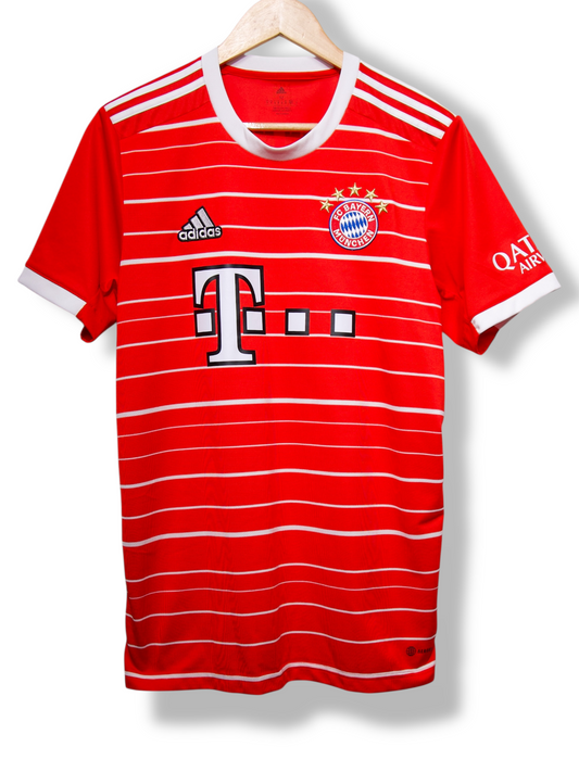 Bayern München Heimtrikot 2022/2023 (Größe M)