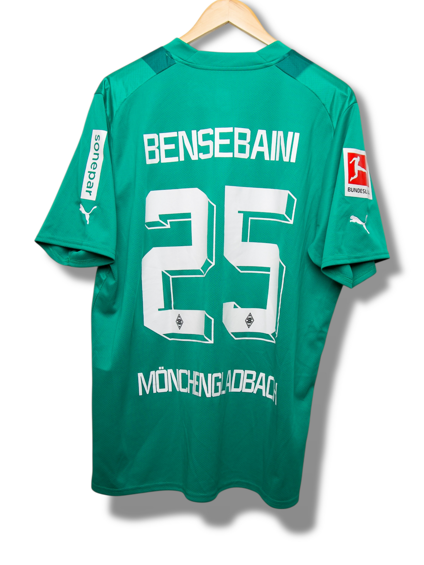 Borussia Mönchengladbach 2022/2023 Uit Shirt Bensebaini #25 (XL)