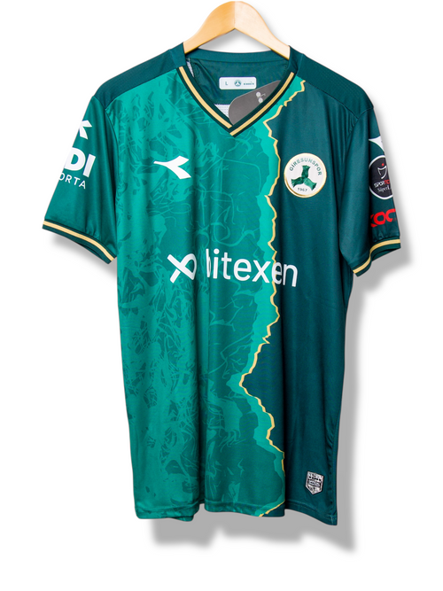 Giresunspor 2022/2023 4e Shirt (L)