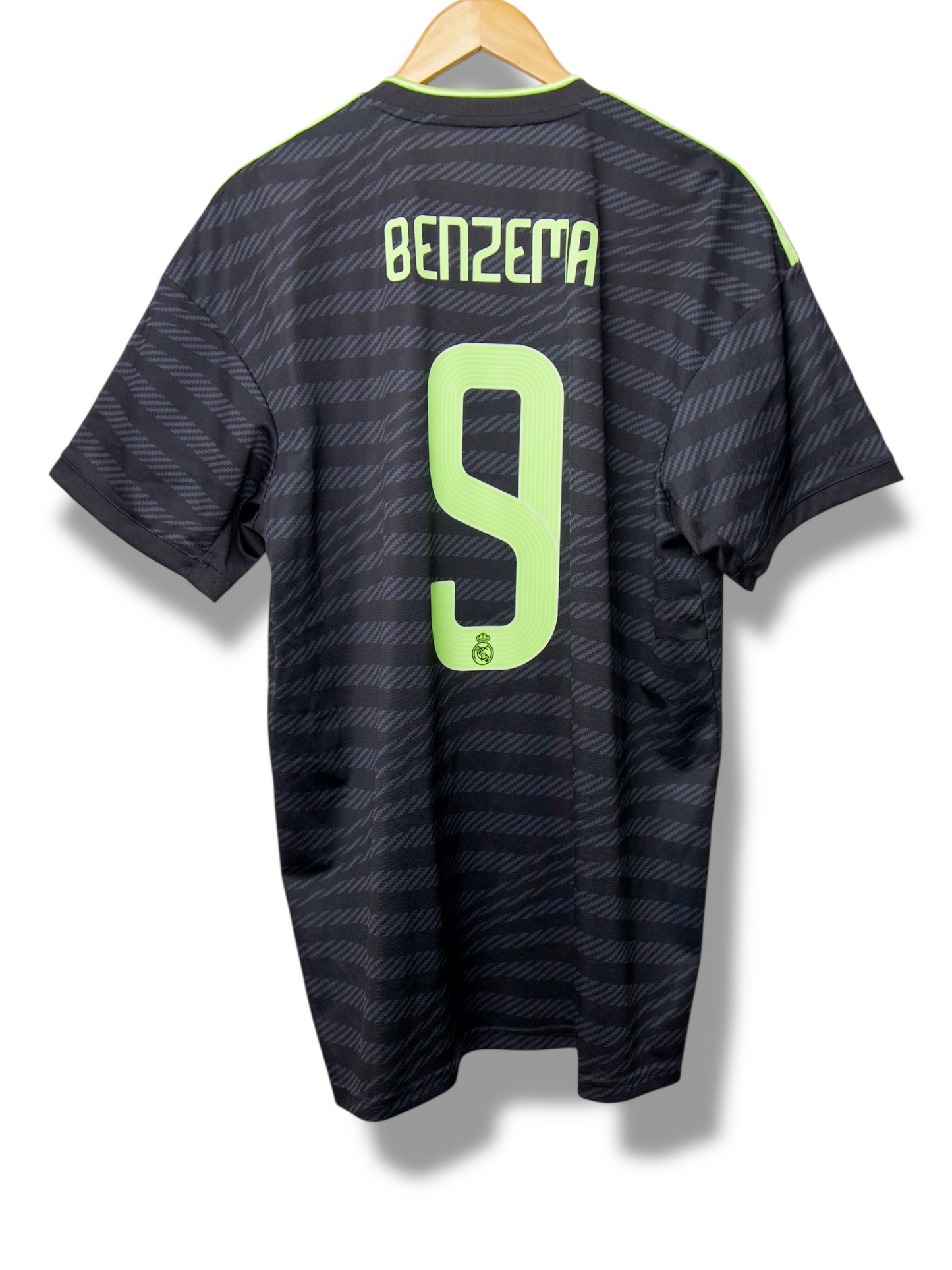 Real Madrid 2022/2023 Derde Shirt Benzema #9 (XL)